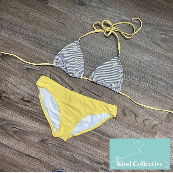 Xhilaration Yellow Peace Sign Triangle Bikini Set - Picture 1 of 2